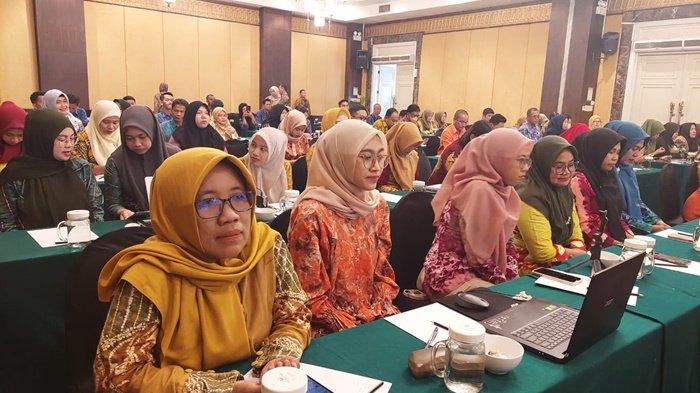 SUASANA FGD yang diikuti kalangan benhadara di lingkup Pemkab Tala