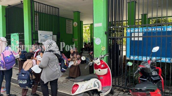 Situasi SDN Kuripan 2 Banjarmasin yang dikabarkan ada dugaan pelecehan oleh oknum pedagang.