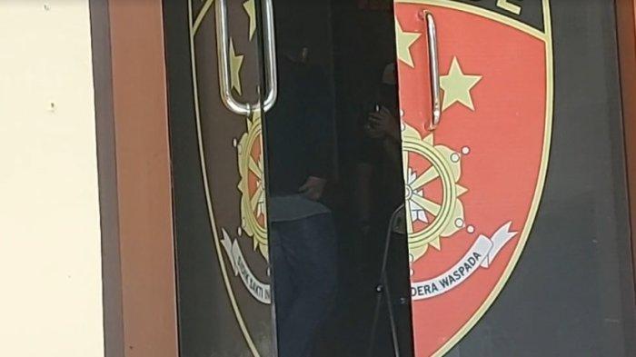 Suasana dalam ruangan Satreskrim Polres Banjarbaru, yang digunakan oleh KPK dalam proses pemeriksaan oknum ASN Pemprov Kalsel