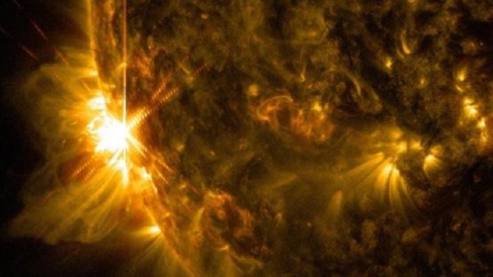 Badai matahari kelas X yang terjadi pada Selasa (10/6/2014) pukul 20.42 WIB seperti dipotret kamera NASA.