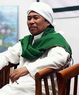 KH Raden Abdul Malik.