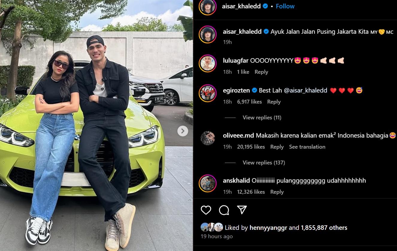 Postingan Aisar Khaled kala bareng Fuji.
