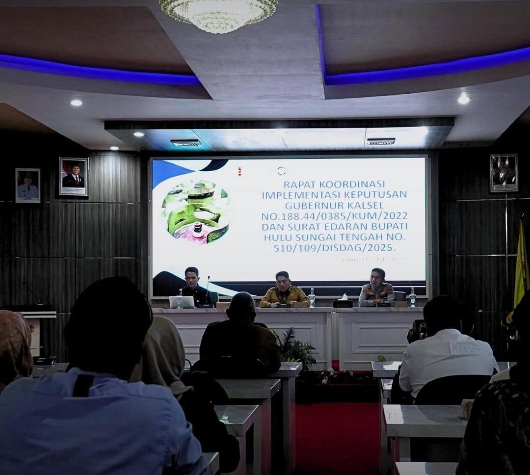 GAS ELPIJI - Rapat koordinasi terkait pengaturan elpiji 3 kg dipimpin Bupati HST Samsul Rizal.
