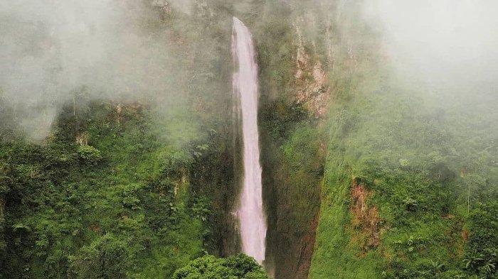 Curug Citambur Kabupaten Cianjur, Jawa Barat.