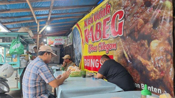 Berikut ini adalah rekomendasi kuliner menggugah selera di Kota Cilegon Provinsi Banten, yaitu rabeg khas Cilegon.