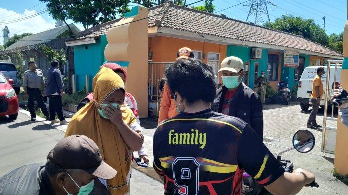 Emak-emak di Cilegon terdampak pembakaran gas di cerobong PT Chandra Asri