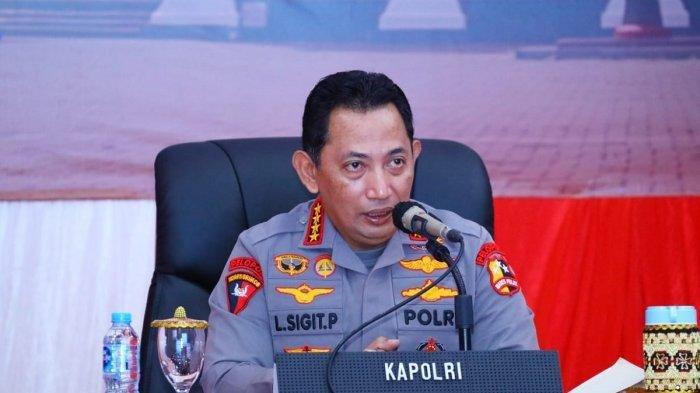 Kapolri Jenderal Listyo Sigit Prabowo. Kapolri mengeluarkan surat kepada jajaran Korps Lalu Lintas Polri untuk meninggalkan tilang manual dan memanfaatkan tilang elektronik.