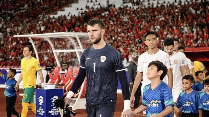 Punggawa Timnas Indonesia saat bermain di Stadion Gelora Bung Karno melawan Australia.