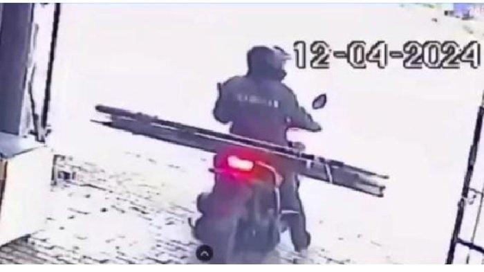 Aksi pencurian di toko handphone di Kota Tangerang