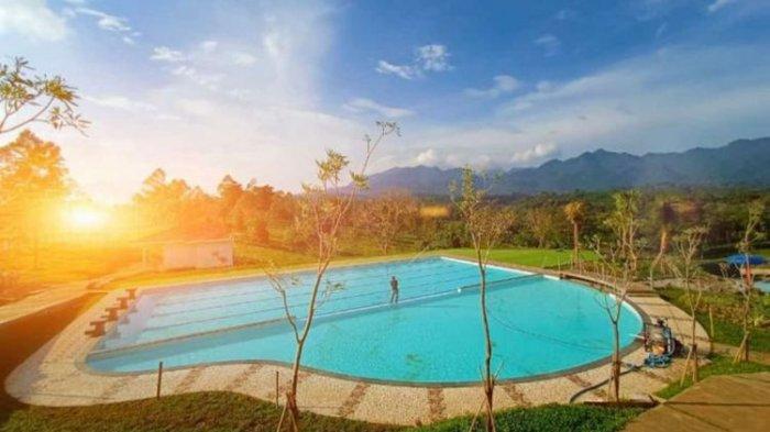 Tempat wisata Bukit Waruwangi di Kabupaten Serang, Banten.