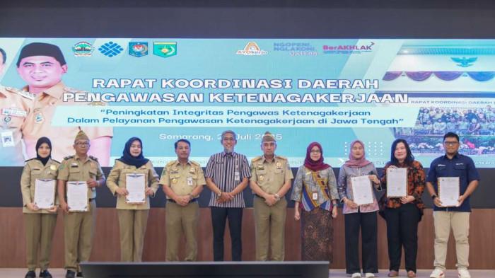01082025 sekda jateng sumarno hadir di acara rakor pengawas ketenagakerjaan