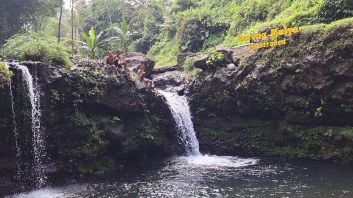Suasana di Curug Bareng Mulya yang berada di Karangmangu, Kecamatan Baturraden, Kabupaten Banyumas, Minggu (11/8/2024).