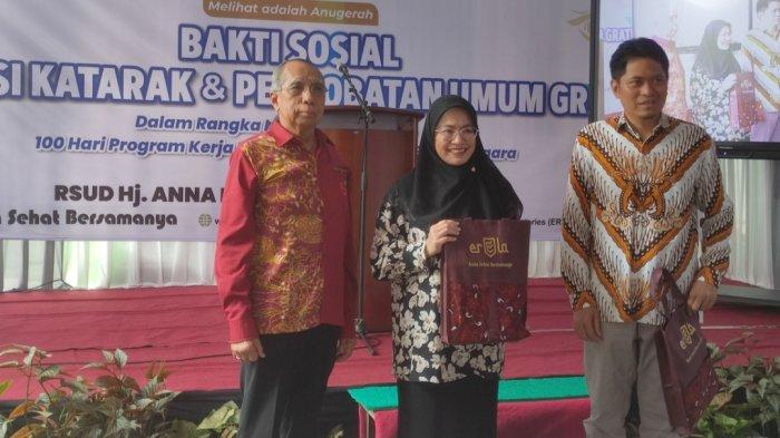 Bupati Banjarnegara Amalia Desiana bersama Wakil Bupati Wahid Jumali dan Direktur PT Erela Andreas Harjanto, Sabtu (12/4/2025)