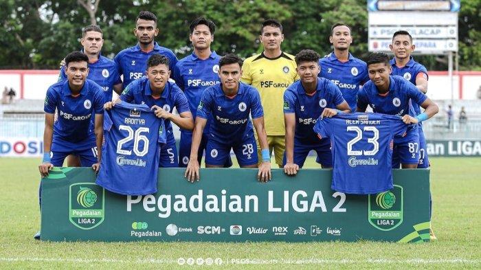 Tim PSCS Cilacap saat melakukan sesi foto sebelum bertanding di Stadion Wijayakusuma, Cilacap beberapa waktu lalu.