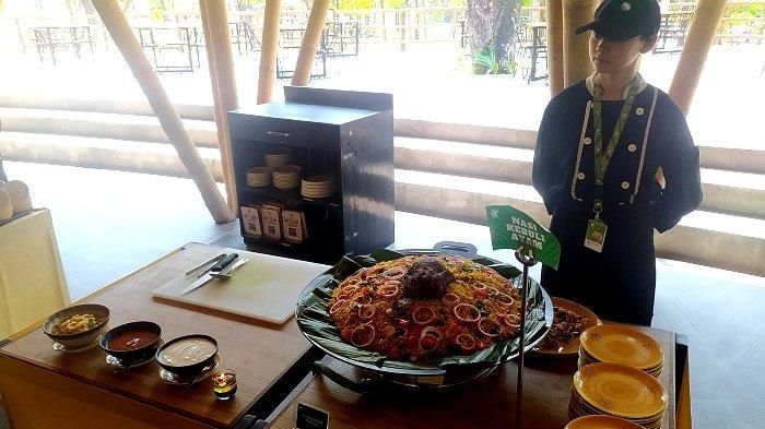 Menu Nasi Kebuli satu di antara menu favorit di Makunde Bistro Solo Safari. Selama Agustus, Solo Safari memberikan promo Independence Deals seharga Rp99 ribu untuk tiket masuk dan makan sepuasnya all you can eat di Makunde Bistro.