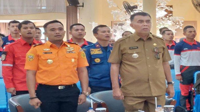 Bupati Natuna, Wan Siswandi saat menghadiri pembukaan Pelatihan Teknis Potensi SAR Pertolongan Pertama Pada Kecelakaan (First Aid), di Gedung Sri Srindit, Ranai, Senin (23/10/2023).