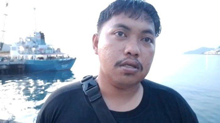 Riki, korban selamat insiden Kapal KM Samarinda tenggelam di perairan Kabupaten Kepulauan Anambas, Kepri ungkap detik-detik kapal tenggelam, Jumat (26/7/2024)