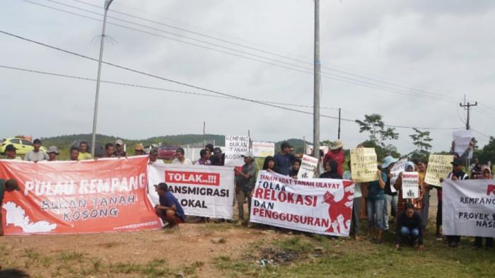 Aksi warga Rempang tolak relokasi Rempang Eco City, Galang, Kota Batam, Sabtu (19/7/2025)
