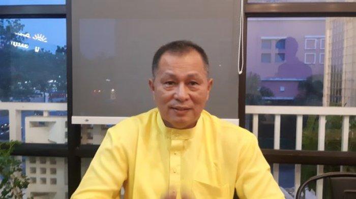 ANGGOTA DPRD BATAM VIRAL - Anggota Dewan Perwakilan Rakyat Daerah (DPRD) Kota Batam, Sahrul, Jumat (24/11/2023). Politisi PAN ini viral di Batam karena main game saat paripurna, Rabu (8/11).