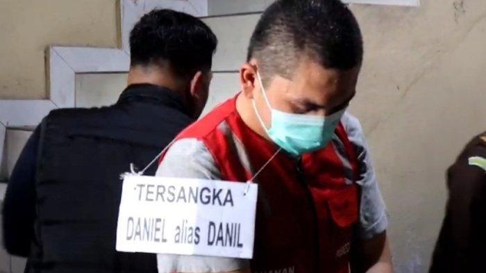 Breaking News Polisi Gelar Rekontruksi Wanita Meninggal Dalam Lemari Kos di Jambi, Ada 18 Adegan