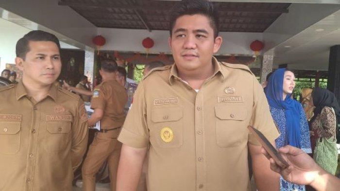 Bupati Bintan, Roby Kurniawan bersama Wakil Bupati Bintan, Ahdi Muqsith. Foto diambil belum lama ini.