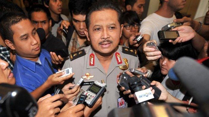 Komjen Anton Bachrul Alam saat masih berpangkat Irjen