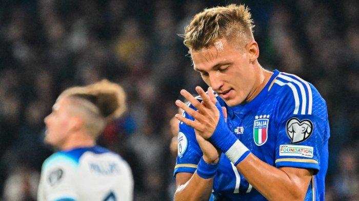 Striker Timnas Italia Mateo Retegui saat pertandingan Italia vs Inggris matchday 1 Grup C Kualifikasi Piala Eropa 2024 (EURO 2024) di Stadion Diego Armando Maradona, Naples, Italia.