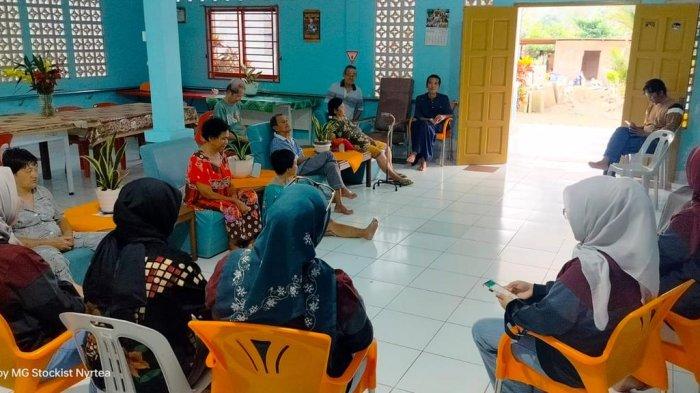 PT BBM Group juga melaksanakan kegiatan bakti sosial dengan membagikan nasi berkah dan santunan anak yatim para duafa serta panti jompo.