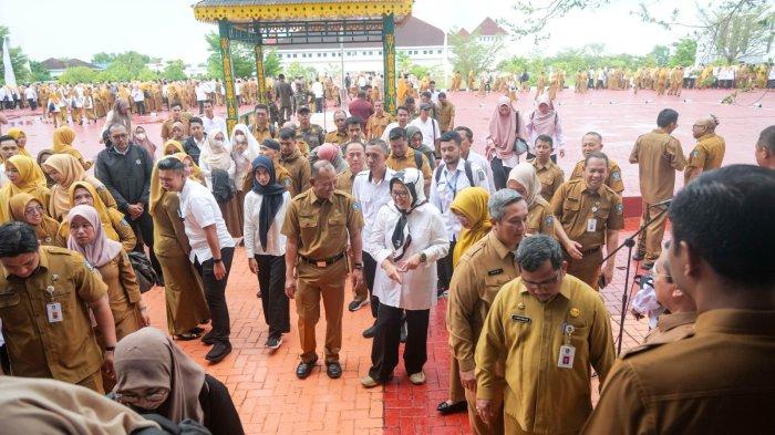 Marlin Agustina usai memimpin apel di Kantor Gubernur, Tanjung Pinang, Senin (30/9/2024).