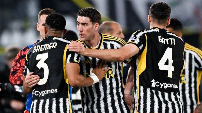 Prediksi skor Juventus vs Salernitana di Liga Italia 2023-2024, simak informasi prakiraan susunan pemain, head to head dan link live streaming.