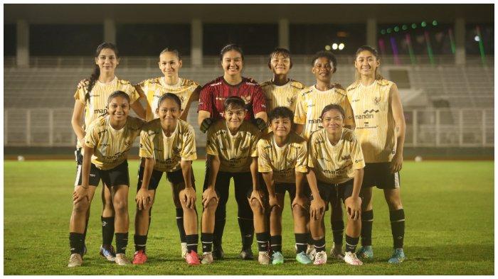 Skuad Timnas Wanita Indonesia untuk menghadapi Hong Kong pada 11 dan 14 Juli 2024.