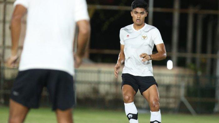 Striker Timnas u23 Indonesia Ramadhan Sananta tengah melakoni sesi latihan untuk persiapan laga kedua fase grup B Piala AFF U23 melawan Timor Leste yang berlangsung Minggu (20/08/2023) malam pukul 20.00 WIB
