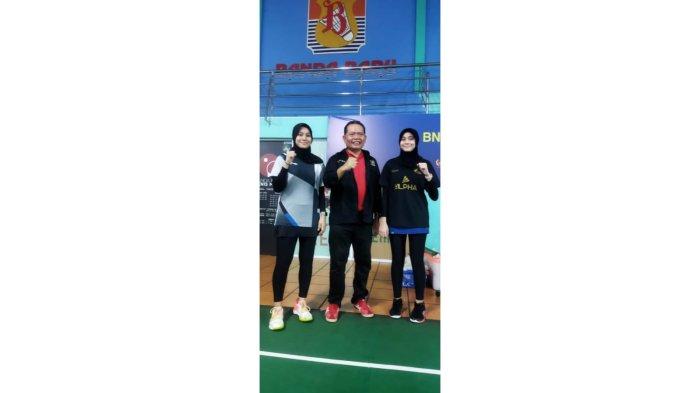 Ketua Satgas Buralimar bersama atlit bulutangkis