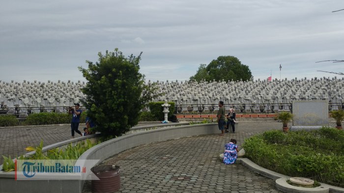 Objek Wisata Vihara patung Seribu di Tanjungpinang