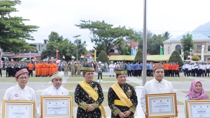 Pemerintah Provinsi (Pemprov) Kepri untuk memberikan apresiasi kepada instansi/lembaga mitra kerja Pemprov yang berkontribusi dalam membangun Provinsi Kepri