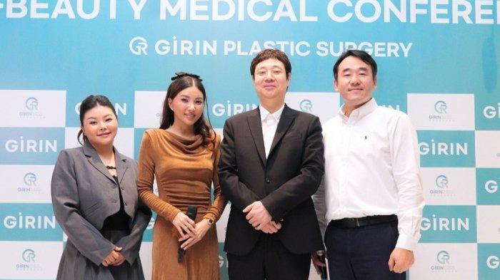 Sarwendah Tan belum lama ini menjalani operasi plastik di Girin Plastic Surgery Korea Selatan. Hasilnya, Sarwendah Tan mengaku sangat puas. Terlebih untuk proses pemulihannya pun sangat cepat.