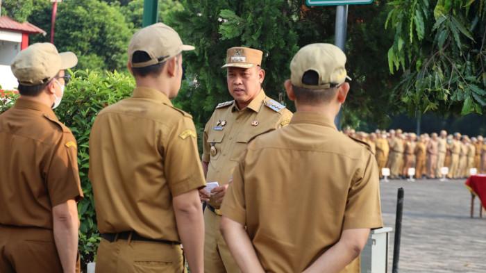 Wali Kota Bekasi Tri Adhianto meminta para ASN Pemkot Bekasi meningkatkan kedisplinan