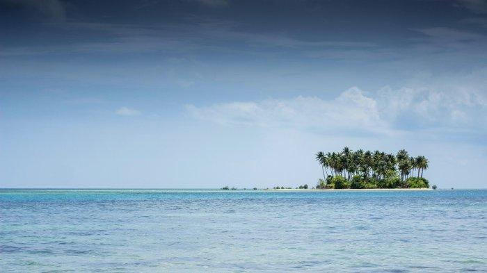 Sentuang Island