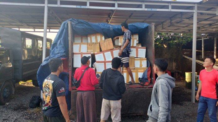 Barang bukti pasir timah dan daging babi dari Pulau Belitung saat diamankan di Mako Dit Polairud Polda Kepulauan Babel, Rabu (12/6/2024).