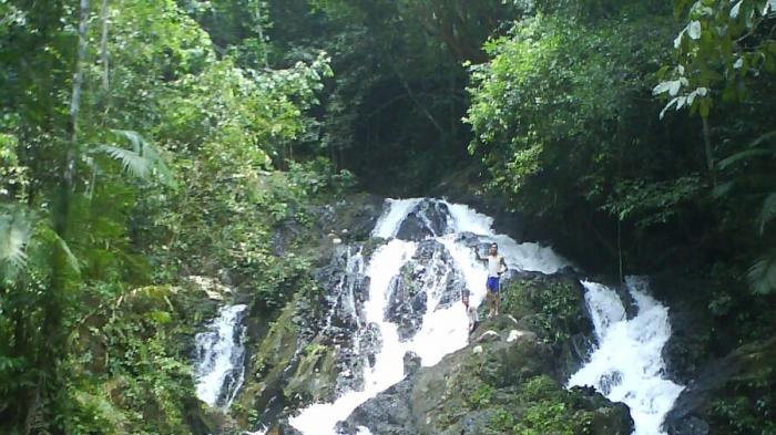 Kawasan Gurok Beraye, Gunung Tajam, Desa Kacang Butor, Kecamatan Badau, Kabupaten Belitung.