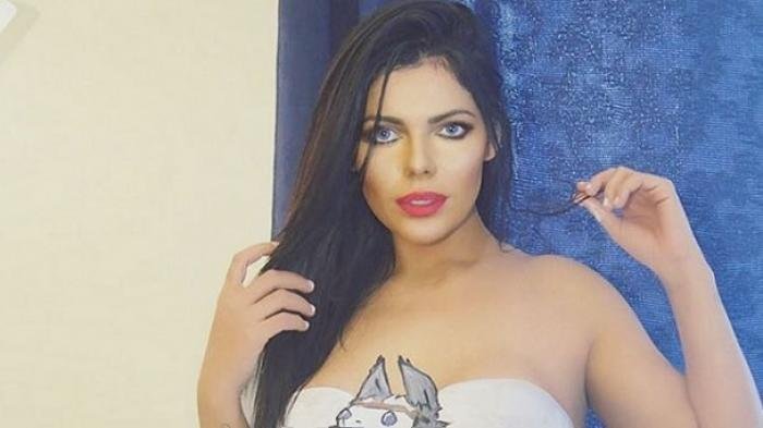 Ratu bokong terbaik di Brasil Suzy Cortez