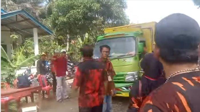 Aksi Ormas Pemuda Pancasila Pungut Biaya Mahal Masuk Pantai  Cemoro Sewu.