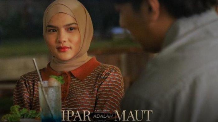 Foto pemeran Rani di film Ipar Adalah Maut.