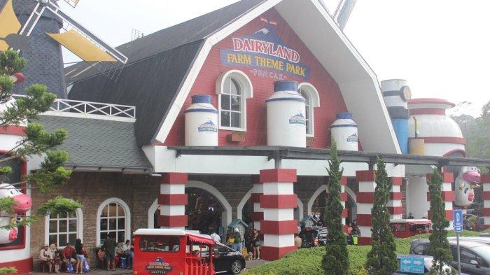 Dairyland Theme Park, Jalan Raya Puncak Bogor, Selasa (2/1/2023).