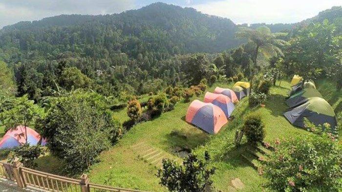 Eagle Hill Outbound Camp adalah tempat wisata di Bogor untuk berkemah yang berada di dalam perbukitan Megamendung dengan nuansa alam dan hutan pengunungan.