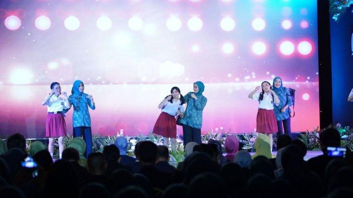Tim Penggerak Pemberdayaan dan Kesejahteraan Keluarga (TP PKK) Kota Bogor menggelar Hari Kesatuan Gerak (HKG) PKK ke-51 Tahun 2023 di Puri Begawan, Selasa (8/8/2023).
