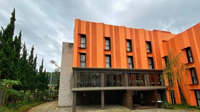 Grand Metro Hotel Puncak, hotel di Bogor dengan keindahan pemandangan alam yang buat tenang.
