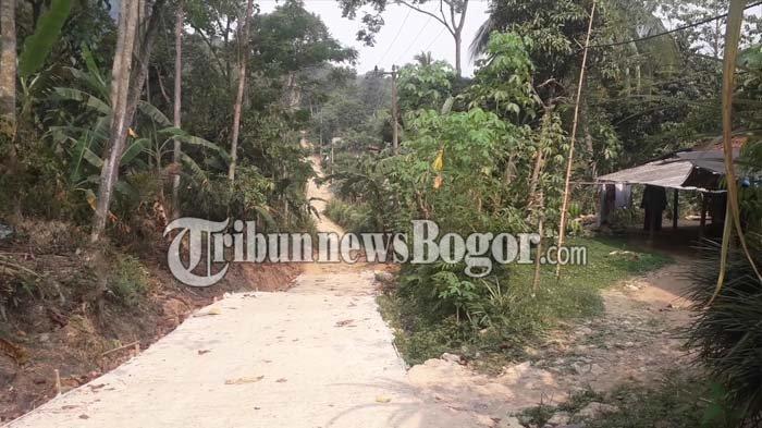 Kampung Cioray, Desa Leuwikaret, Kecamatan Klapanunggal, Kabupaten Bogor, Jumat (6/10/2023).