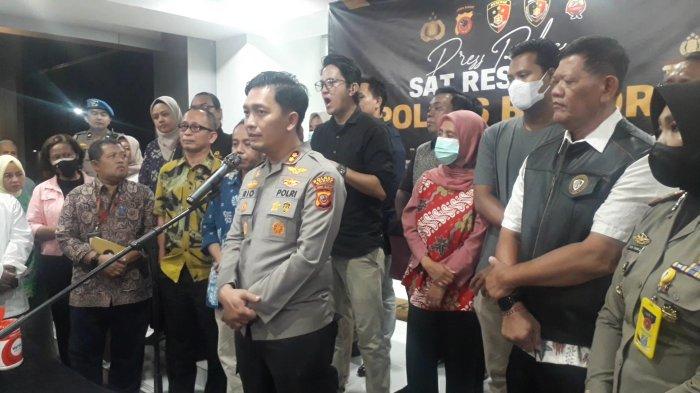 Hasil tes DNA terkait bayi yang diduga tertukar di Bogor diumumkan oleh Polres Bogor pada Jumat (25/8/2023) malam