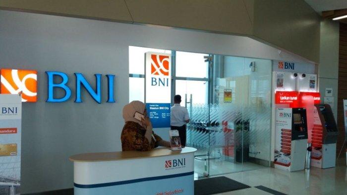 Outlet Bank BNI di Stasiun BNI City